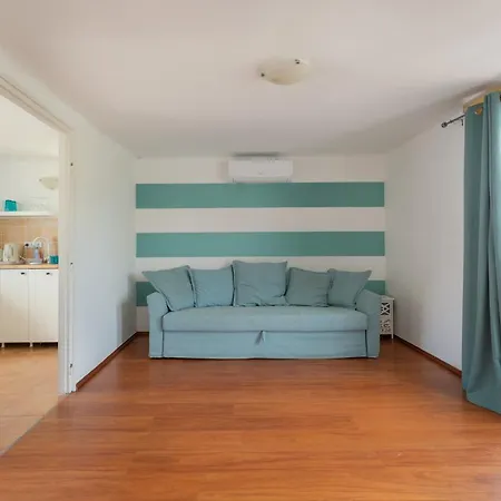 Viraglak Holiday home